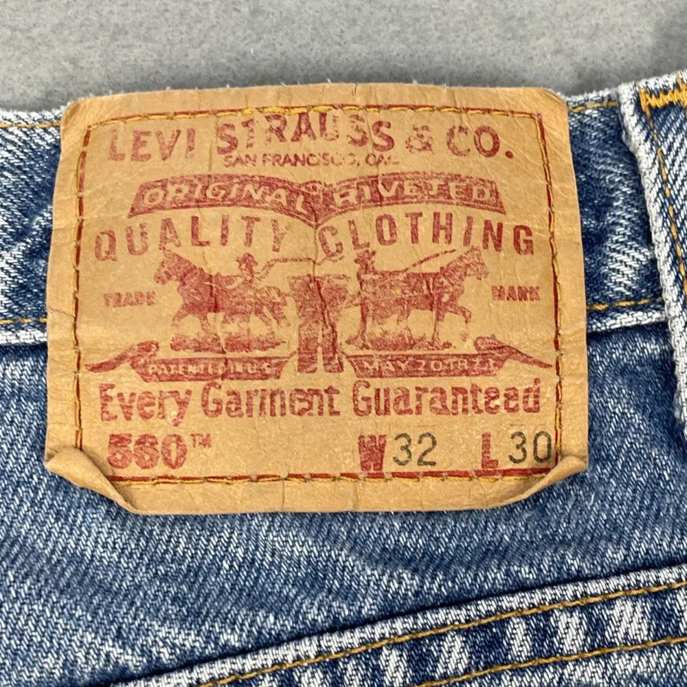 Vintage Levi's Blue 560 Loose Fit Tapered Leg Jeans Mens 32x30 Y2K Grunge